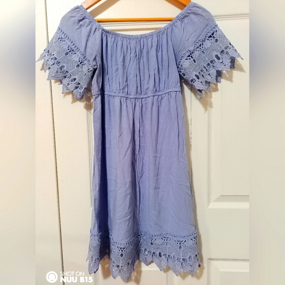 Beautiful Carolina blue dress by  Haute Monde, size medium